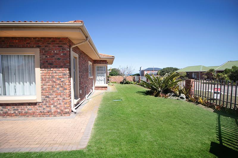 5 Bedroom Property for Sale in Tergniet Western Cape